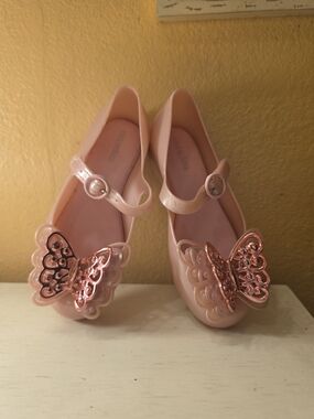 Mini Melissa Pink Jelly Mary Jane Shoes with Metallic Rose Accent
